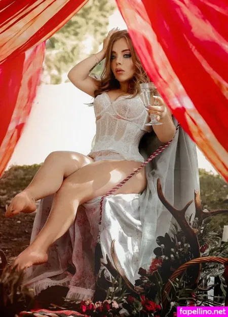 Olimpia Ivleva OnlyFans Thumbnail #AcBbANEX1O