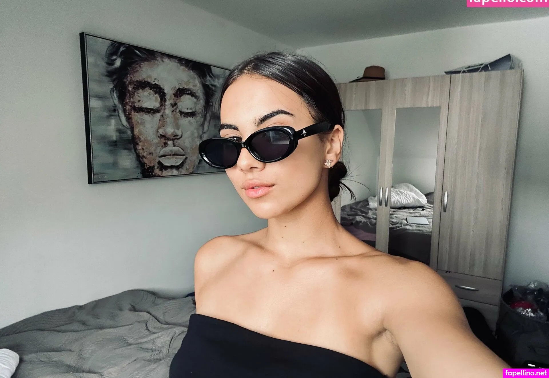 Olive_flirt, olive_liverr Nude Leaked OnlyFans Photo #zw3WsEWirt