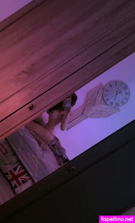 Olivea Hadid OnlyFans Thumbnail #NgOT5RjZ1d