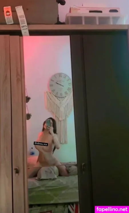 Olivea Hadid OnlyFans Thumbnail #yrAufM5bji