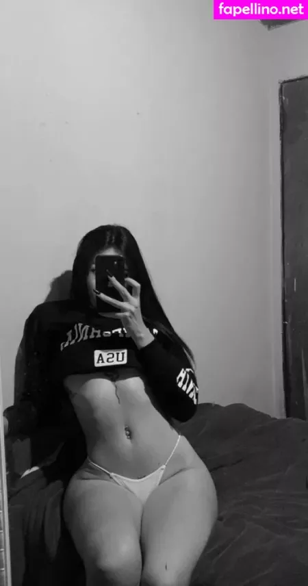 Oliveiiranatt OnlyFans Thumbnail #q54wit3GlV