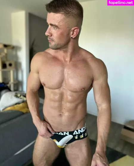 Olivercolt OnlyFans Thumbnail #L7R319Le0C