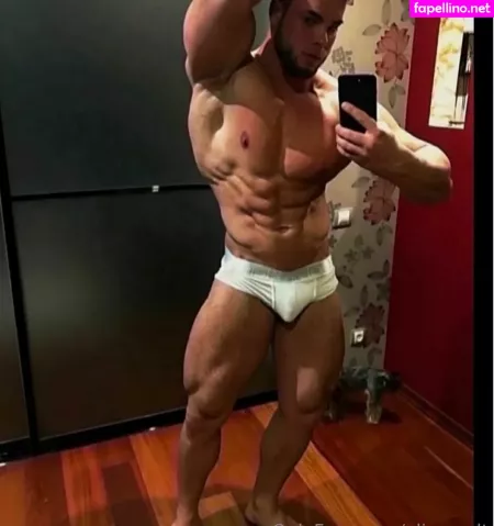 Olivercolt OnlyFans Thumbnail #t1do7vahne