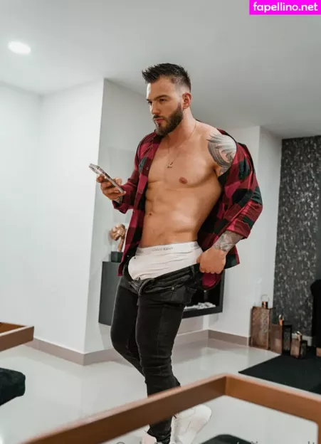 Olivercolt OnlyFans Thumbnail #xBRmOkXepi