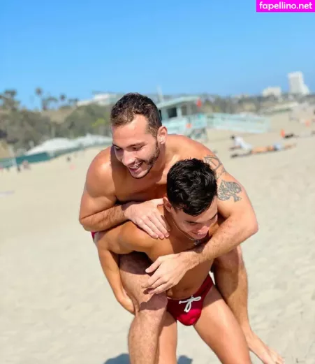 Oliverhuntxxx OnlyFans Thumbnail #r7uXcOosJ5