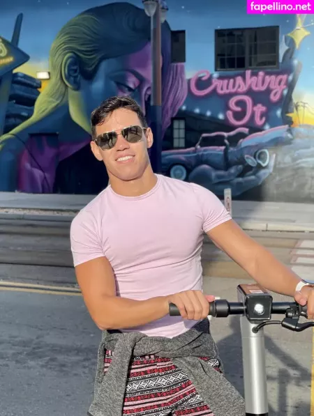 Oliverhuntxxx OnlyFans Thumbnail #wBJuPKETAW