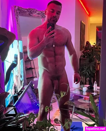 Olivermarinho OnlyFans Thumbnail #OLgCs48c7F