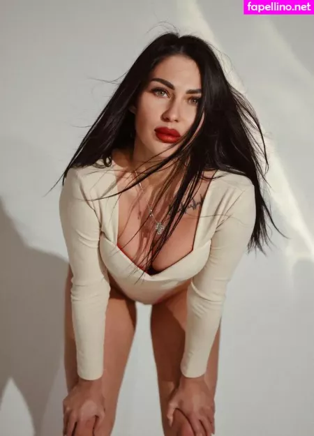 Olivi Pearl OnlyFans Thumbnail #i5bsu98BBa