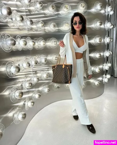 Olivi Star OnlyFans Thumbnail #CflHCF18sy