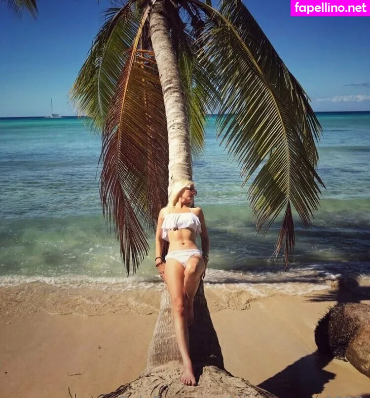 olivia.anne.1990, oliviaa___anne Nude Leaked OnlyFans Photo #6bUFlIQjbt