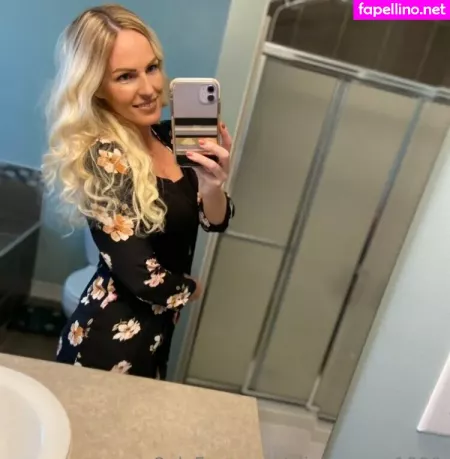 Olivia Anne 1990 OnlyFans Thumbnail #B7ILS5tQEK