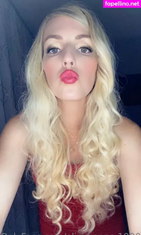 Olivia Anne 1990 OnlyFans Thumbnail #RB3oP1qyrn