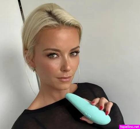 Olivia Bentley OnlyFans Thumbnail #F4A6uNrFtF