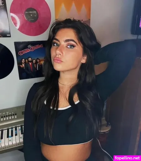 Olivia Boeyink OnlyFans Thumbnail #0NJPesM0Ad