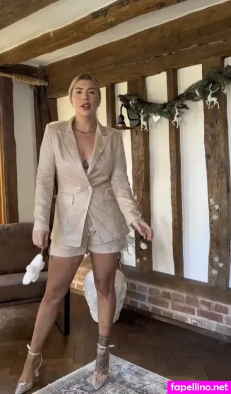 Olivia Bowen OnlyFans Thumbnail #IHxyjxETif