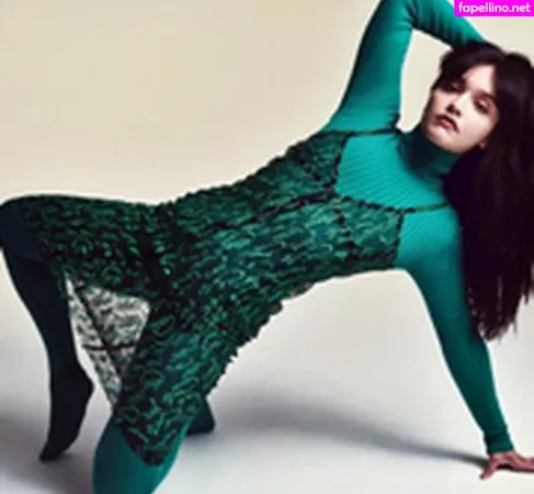 Olivia Cooke OnlyFans Thumbnail #aCTqDvAnzS