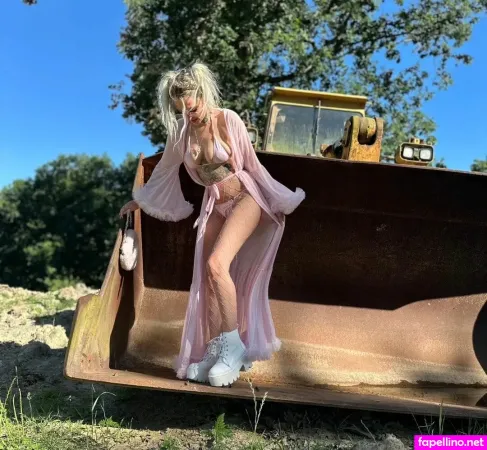 Olivia Deveroux OnlyFans Thumbnail #hp5dMUENR9