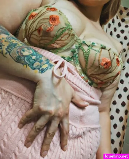 Olivia Foxxxoxo OnlyFans Thumbnail #bSwmuRWbUL