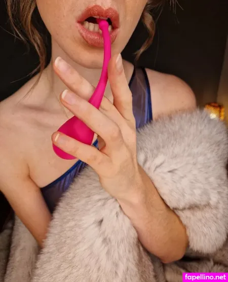 Olivia Fur OnlyFans Thumbnail #NIP8wzTjmg
