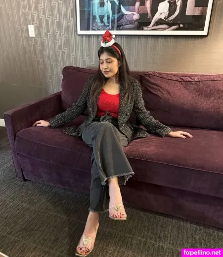 Olivia Ghoshal OnlyFans Thumbnail #2pitGzcqY7