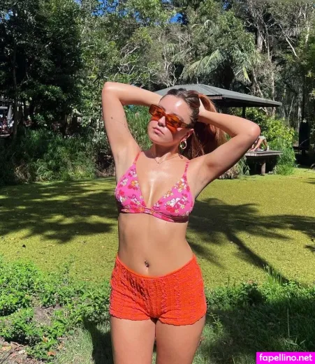 Olivia Grace Herring OnlyFans Thumbnail #unXyUKicSC