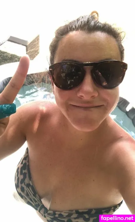Olivia Grace Shanahan OnlyFans Thumbnail #ZjzzNgktwv