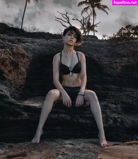 Olivia Graves OnlyFans Thumbnail #G2p2yqzsxv