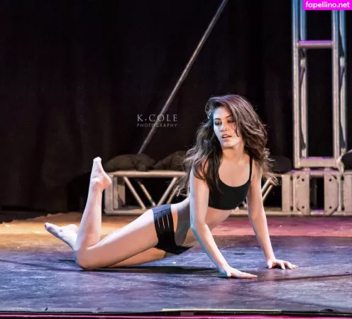 Olivia Graves OnlyFans Thumbnail #sgH3plKVEv