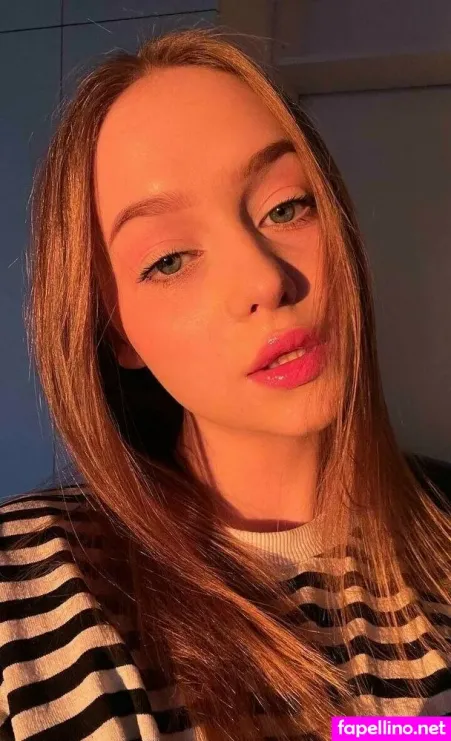 Olivia Greys OnlyFans Thumbnail #J1ggNjmFFh