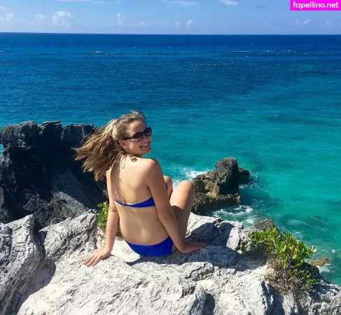 Olivia H OnlyFans Thumbnail #J4I0ou3StK