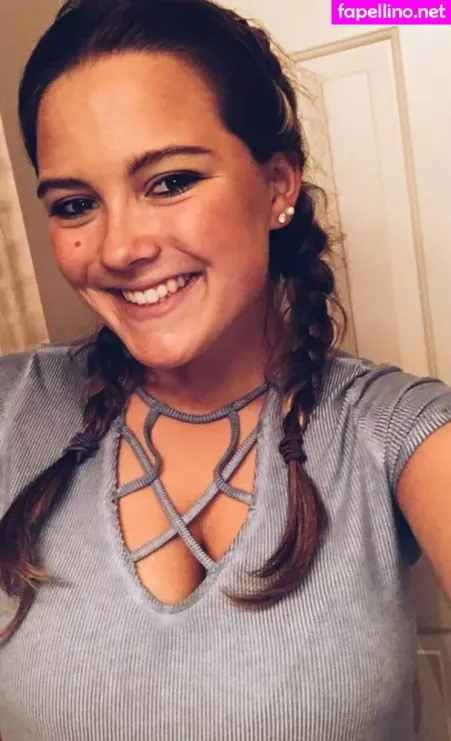 Olivia H OnlyFans Thumbnail #TJp0AVjr8u