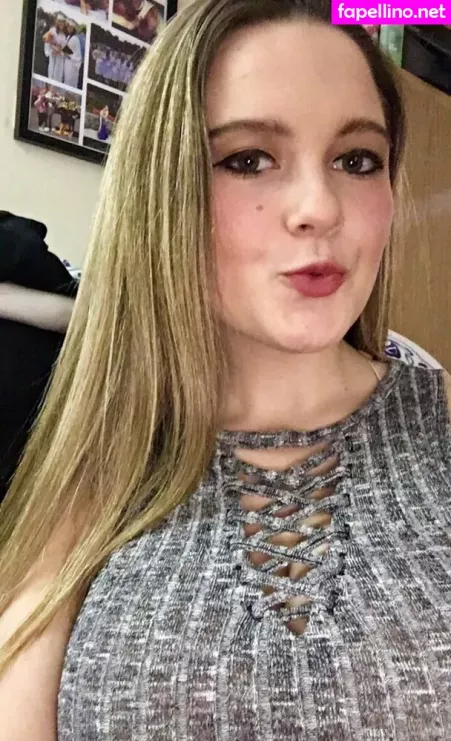 Olivia H OnlyFans Thumbnail #sM7YIK7WJ5