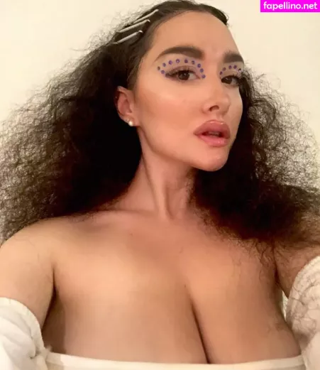 Olivia Hailey OnlyFans Thumbnail #ZWo602tkyg