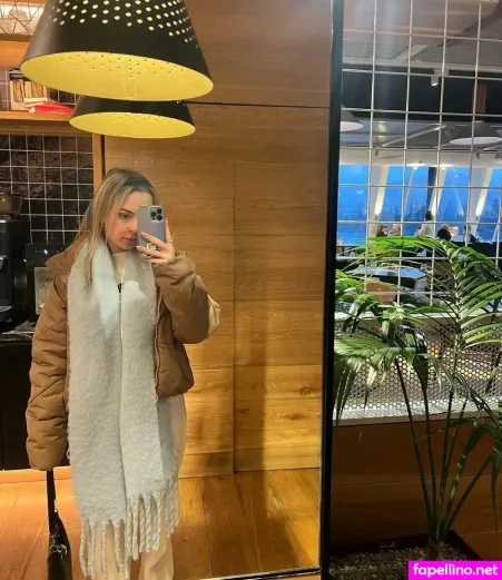 Olivia Hollands OnlyFans Thumbnail #HQZr7Mwf3v