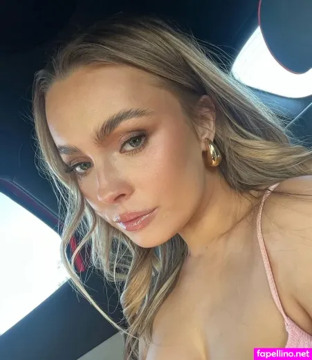 Olivia Hollands OnlyFans Thumbnail #Lg9LQSrIgV