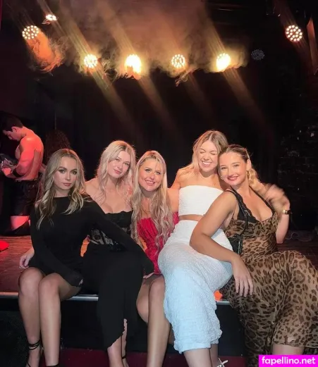 Olivia Hollands OnlyFans Thumbnail #xtTzzUrnc3