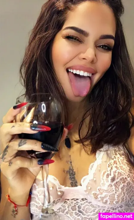 Olivia Jones2 OnlyFans Thumbnail #3XvYHAKHIT