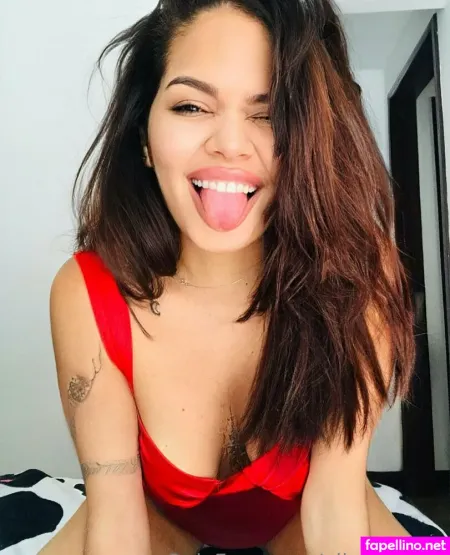 Olivia Jones2 OnlyFans Thumbnail #rbz0SmY0ro