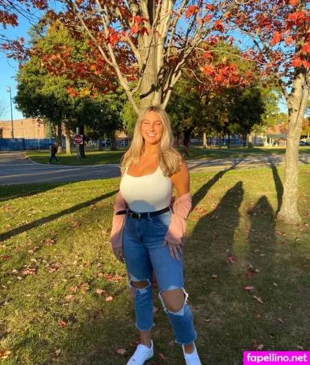 Olivia Kenny OnlyFans Thumbnail #9MqrMRCkfA