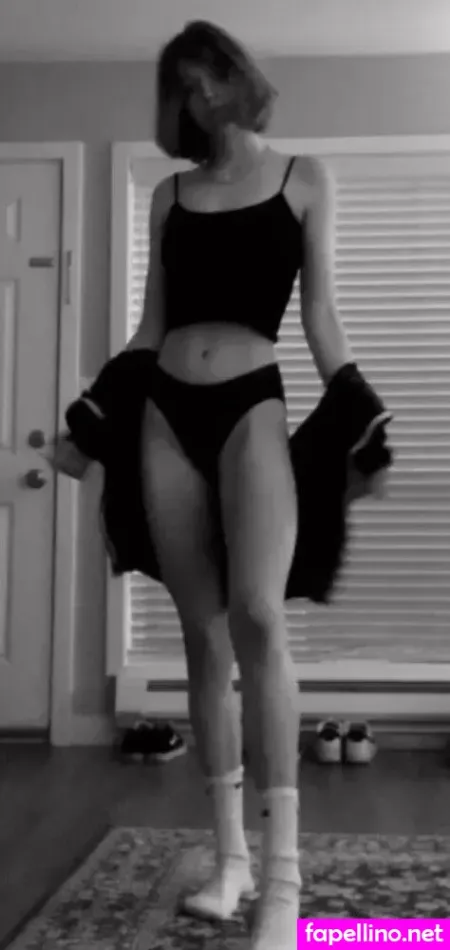 Olivia Kirsch OnlyFans Thumbnail #2G4LkZHnVl