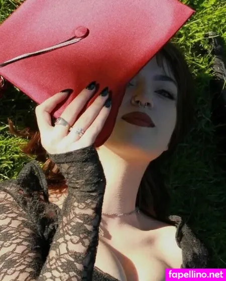 Olivia Kirsch OnlyFans Thumbnail #3TyGQqpHHm