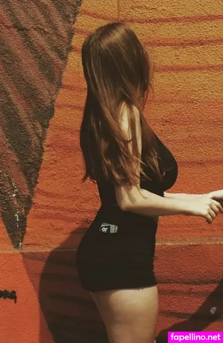 Olivia Kirsch OnlyFans Thumbnail #G8M6BkOTxb