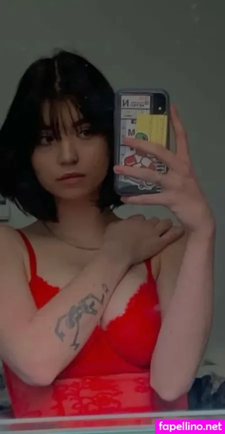 Olivia Kirsch OnlyFans Thumbnail #NkFegNanh4