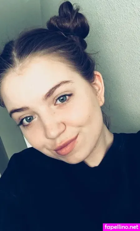 Olivia Kirsch OnlyFans Thumbnail #VKoHfzQPp4