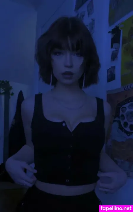 Olivia Kirsch OnlyFans Thumbnail #uBRs3Z6hji