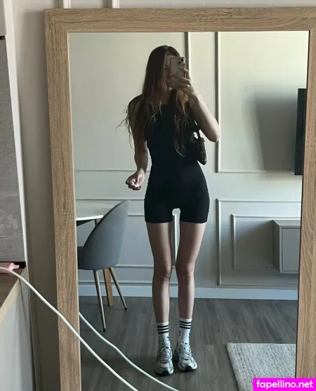 Olivia Lemni OnlyFans Thumbnail #7WoqXHYwtd