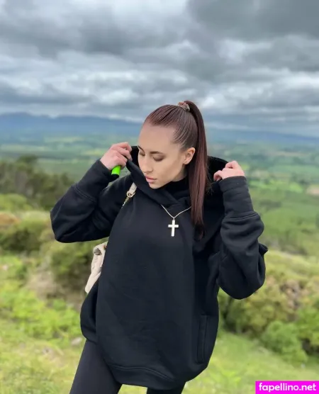 Olivia Lemni OnlyFans Thumbnail #D6j3tNfKgg