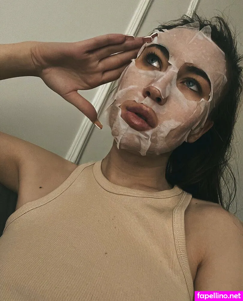 livmanni, olivia_lemni Nude Leaked OnlyFans Photo #iv1JgAN77y