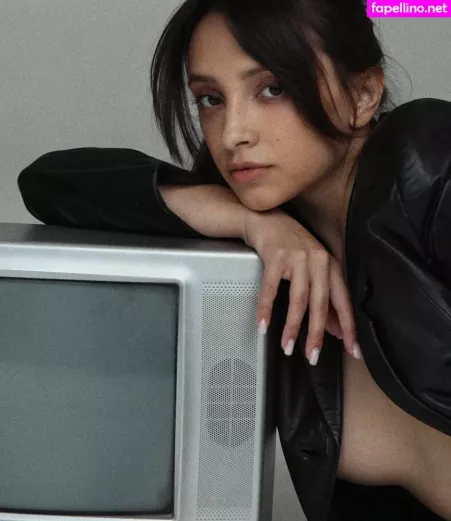 Olivia Linz OnlyFans Thumbnail #SANZ6KN98N