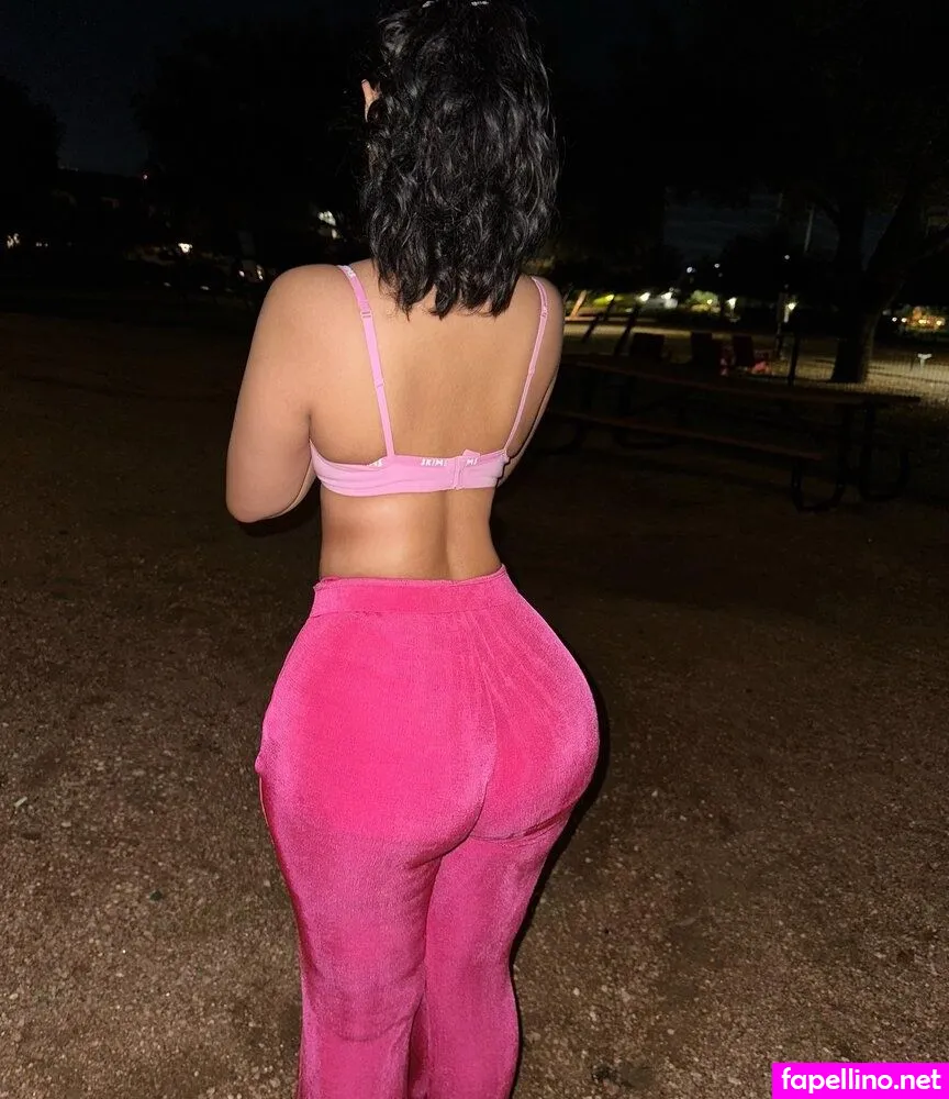 iammlivv_, livv2pretty Nude Leaked OnlyFans Photo #9SUouy2smM